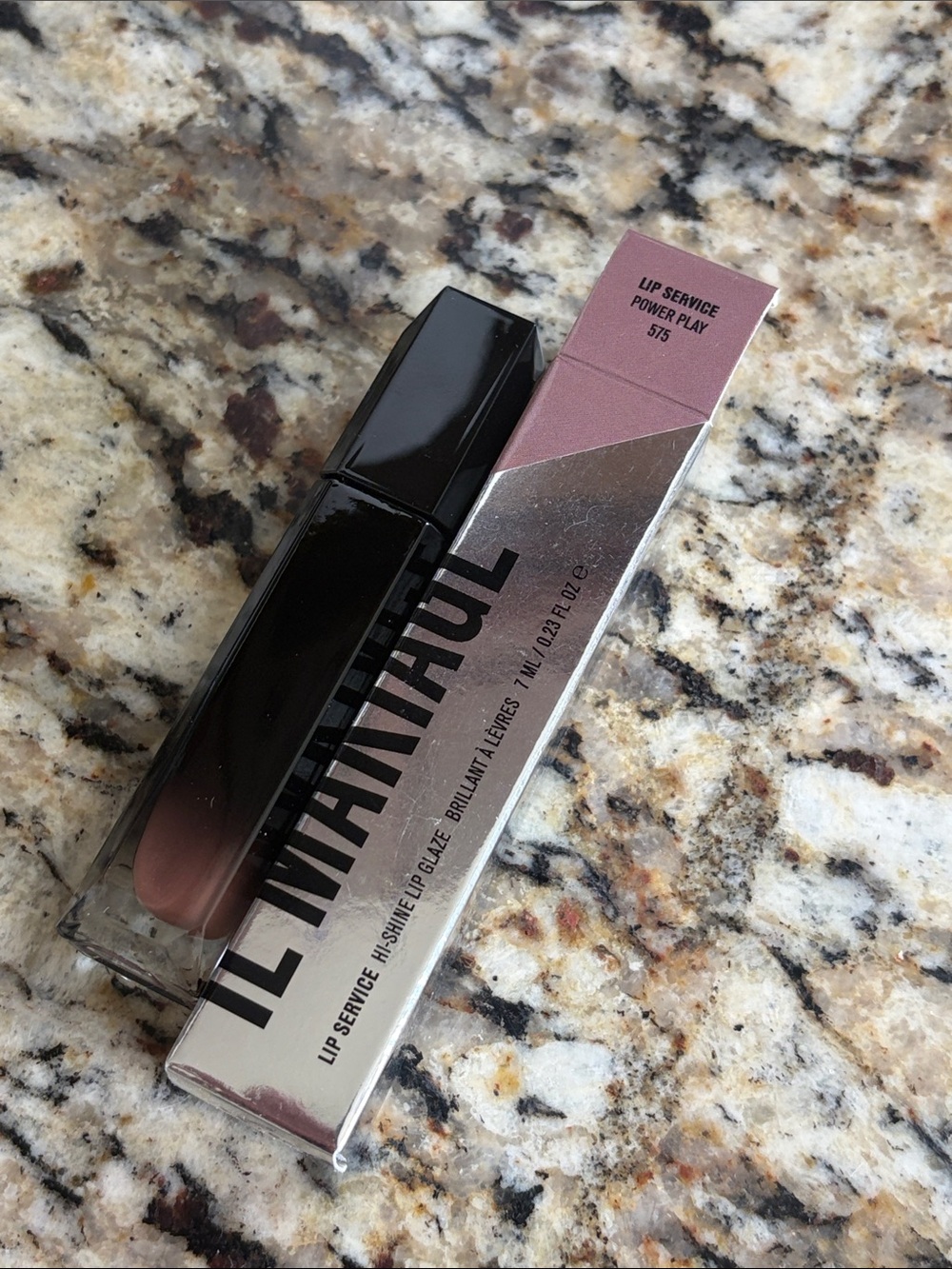 ⚡️🖤Il Makiage Power Play Lip Service Lip Glaze - Picture 3 of 8